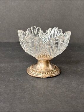 Vintage Lotus Cut Glass Open Salt Cellar -Pedestal Silver-Plated Base